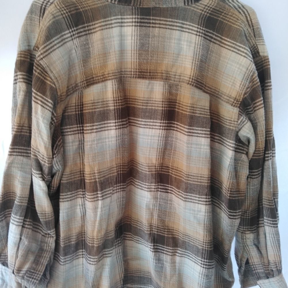 Flannel shirt - Picture 2 of 3